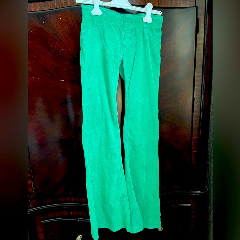 Size 24 Free People green fine Wale corduroy boot cut pants